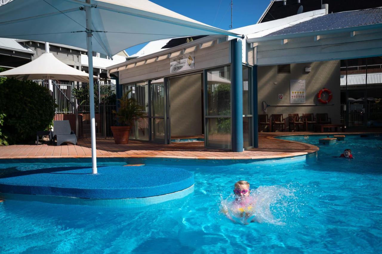 Broadwater Resort Como Perth Esterno foto
