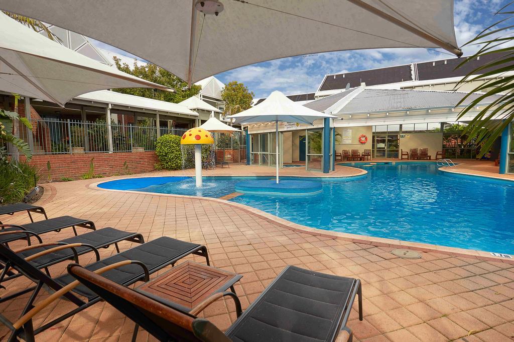 Broadwater Resort Como Perth Esterno foto